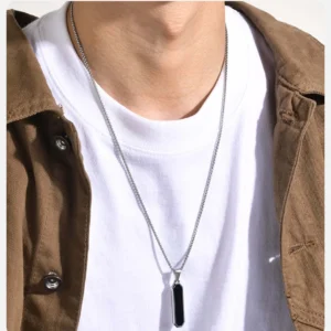 Collier #2KS avec pendentif en acier inoxydab 18 caratsle